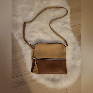 Cross body adjustable purse